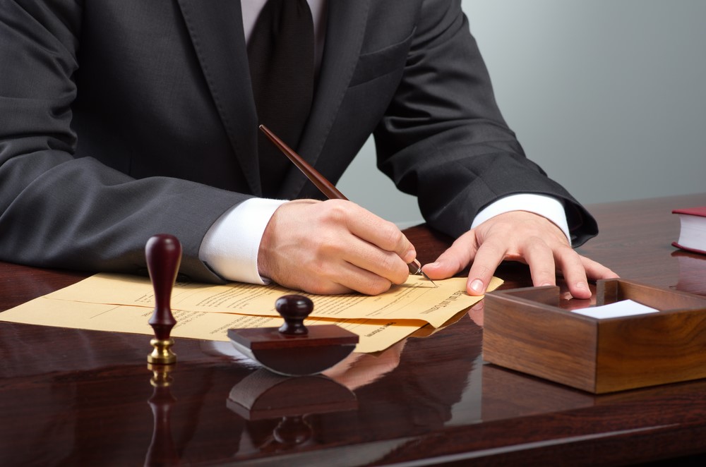 3 סיבות כיצד עורכי דין פליליים יסייעו לכם לצאת מהבוץ במהירות